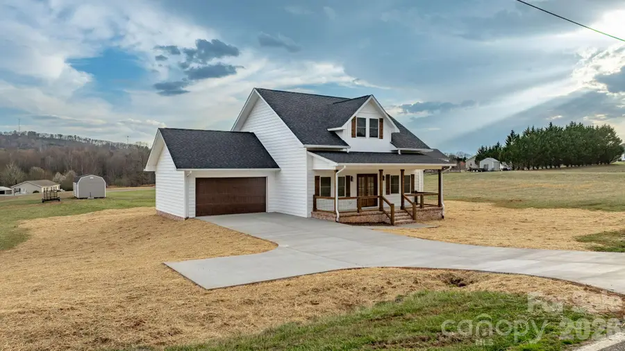 1284 Jay Burke Road, Taylorsville, NC 28681 - #2