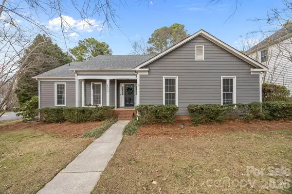 4326 Saxonbury Way, Charlotte, NC 28269