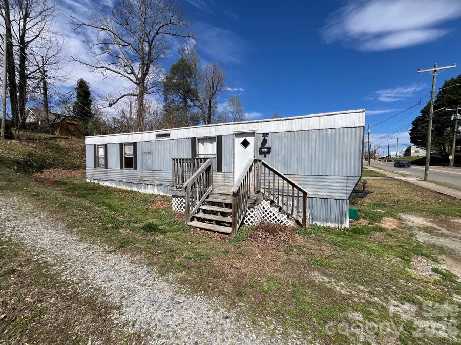 475 E Court Street, Marion, NC 28752 - #2