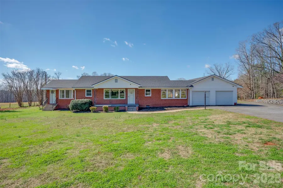 1574 Us 221a Highway, Forest City, NC 28043 - #2