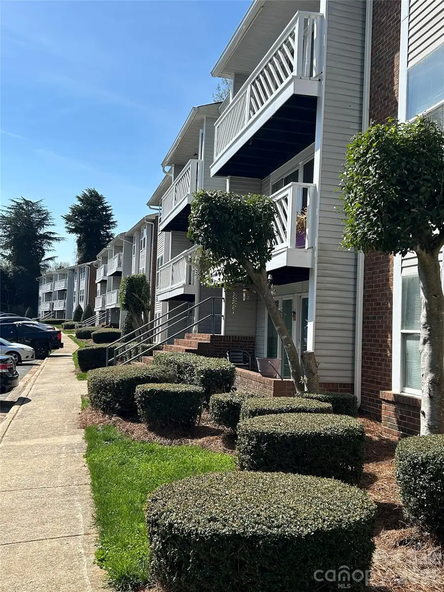 9521 Shannon Green Drive #C, Charlotte, NC 28213 - #3