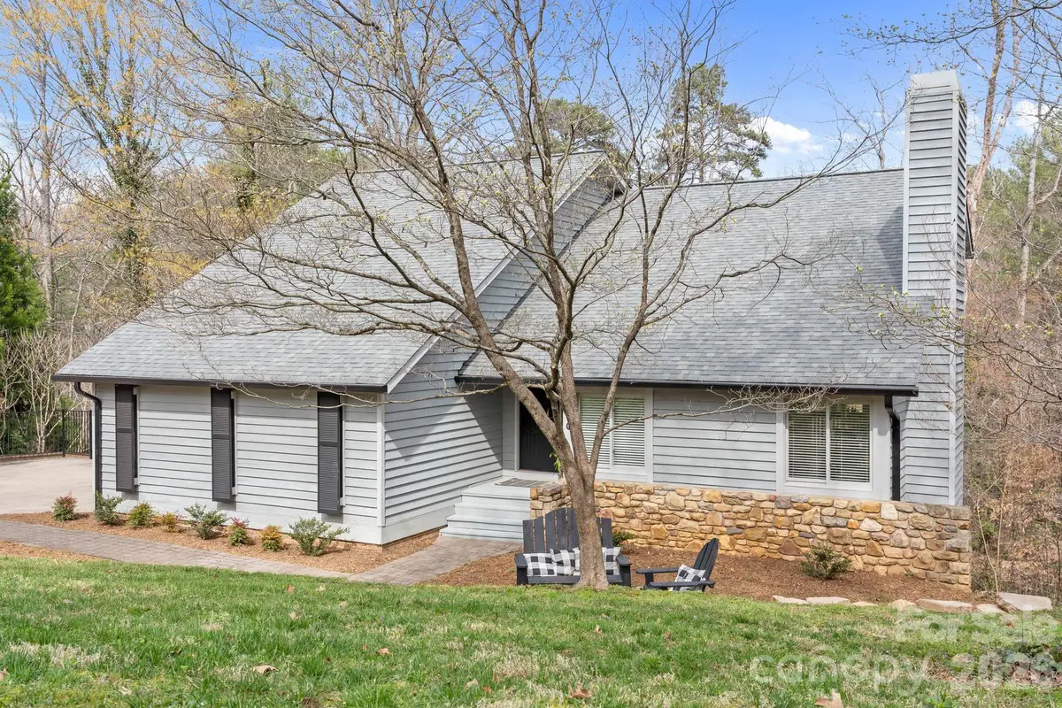 350 21st Avenue Drive Nw, Hickory, NC 28601 - #1