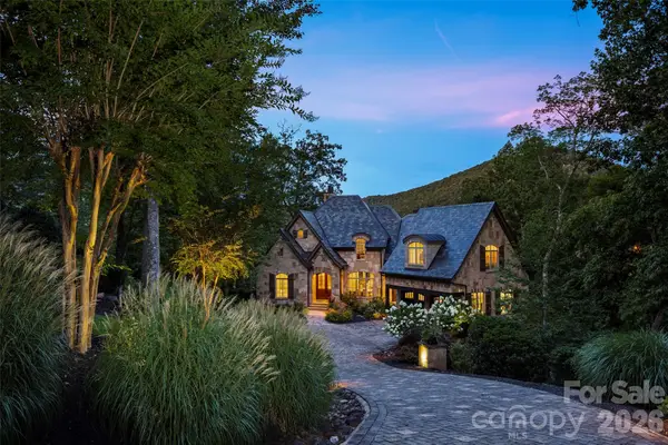 1829 Bella Vista Court, Arden, NC 28704