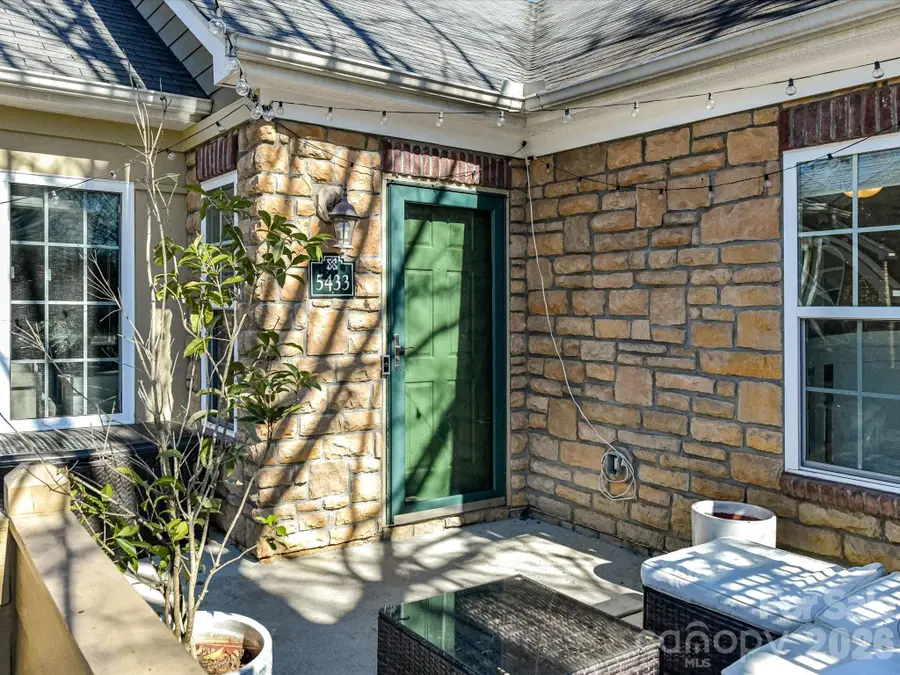 5433 Prosperity View Drive, Charlotte, NC 28269 - #2