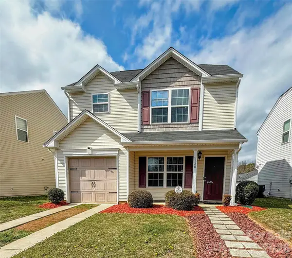 5730 Natick Drive, Charlotte, NC 28214