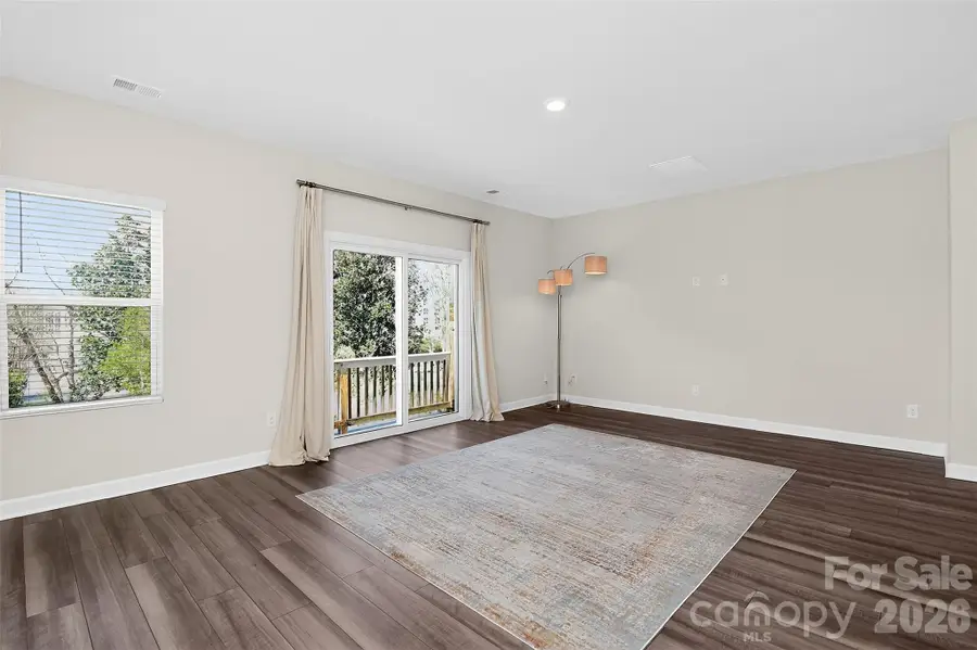 3718 Memorial Parkway, Charlotte, NC 28217 - #3