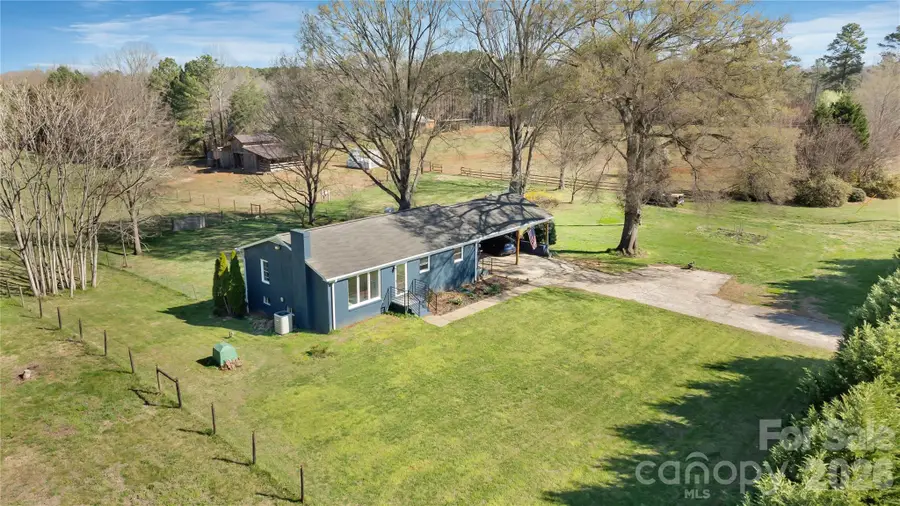 6268 Long Island Road, Catawba, NC 28609 - #3