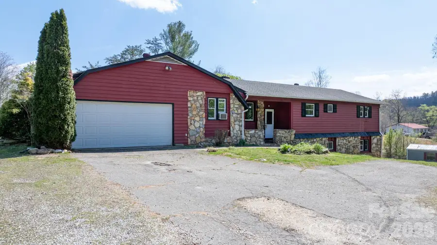 103 Bernice Street, Marion, NC 28752 - #3