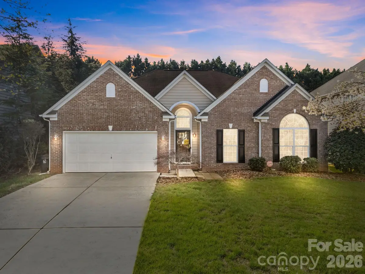12602 Kemerton Lane, Huntersville, NC 28078 - #1