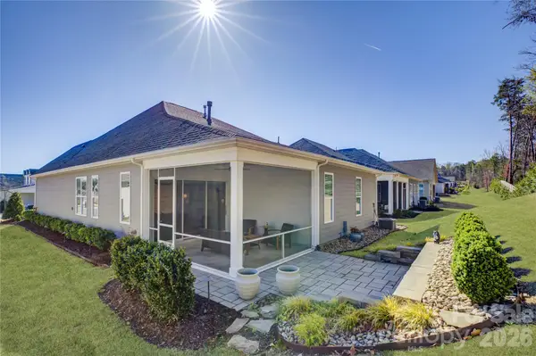 14619 Crosswater Lane, Charlotte, NC 28278