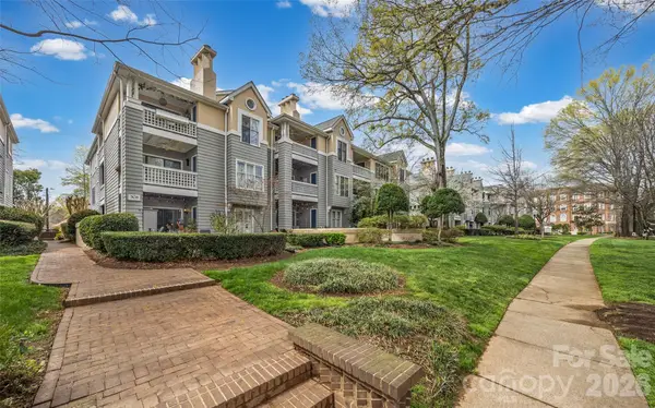 308 Queens Road #17, Charlotte, NC 28204