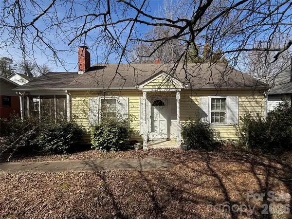 4215 Dinglewood Avenue, Charlotte, NC 28205