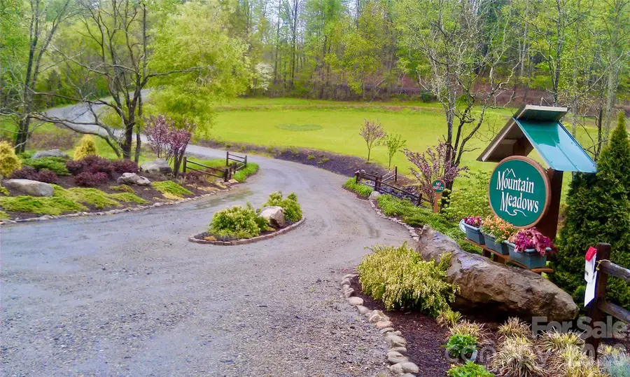 271 Amanda Drive #6A, Mars Hill, NC 28754 - #2