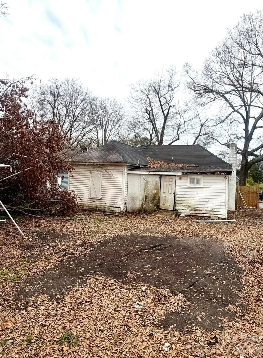 624 N Center Street, Spartanburg, SC 29301 - #3