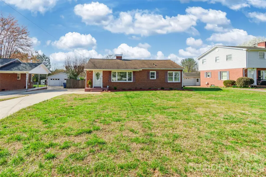 534 Georgia Avenue, Statesville, NC 28677 - #2