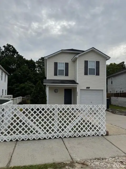 3514 Crestridge Drive, Charlotte, NC 28217 - #2