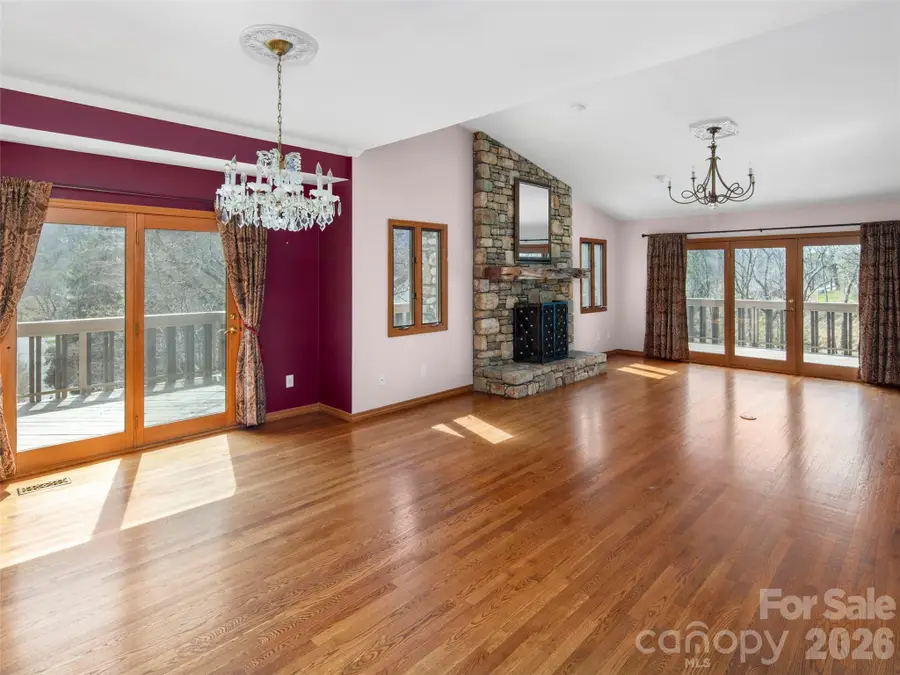 15 Ridge Terrace, Asheville, NC 28804 - #3