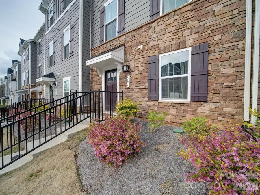 3404 Timber Mill Drive, Matthews, NC 28104 - #3