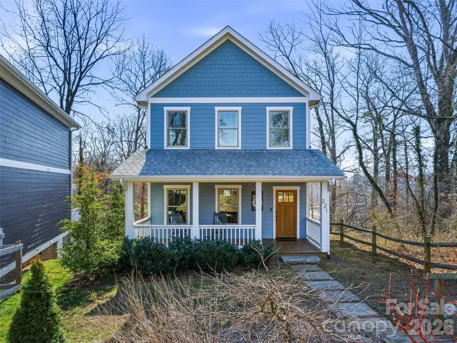 221 Courtland Place, Asheville, NC 28801 - #2