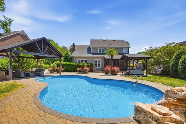 1522 12th Fairway Drive Nw, Concord, NC 28027