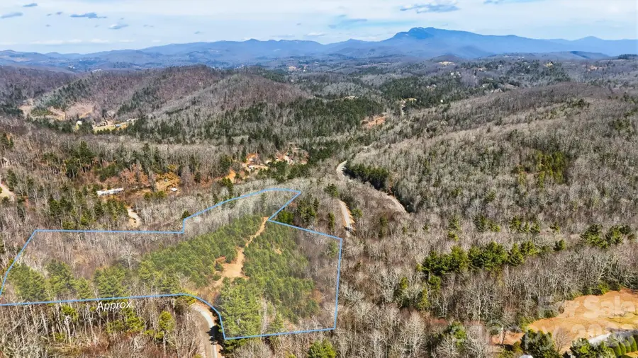 6848 Dogwood Knob Road, Newland, NC 28657 - #2