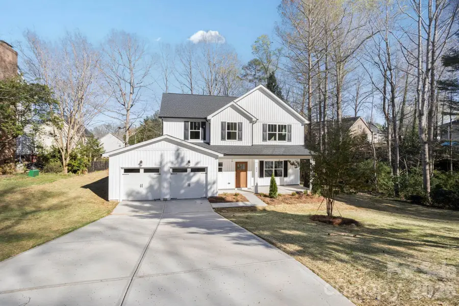 644 Deerfield Drive, Mount Holly, NC 28120 - #3