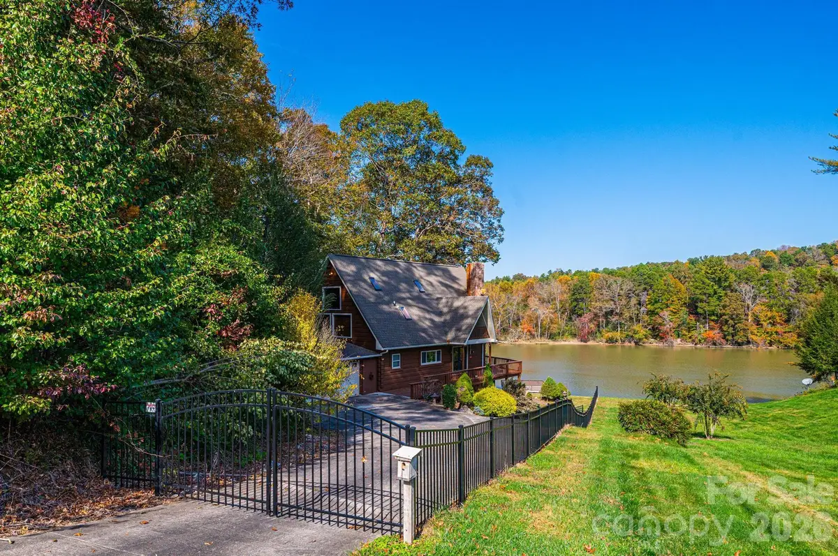 1925 Lake Acres Drive, Hickory, NC 28601 - #1