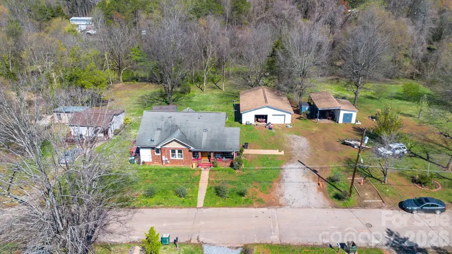 218 W 28th Street, Newton, NC 28658 - #2