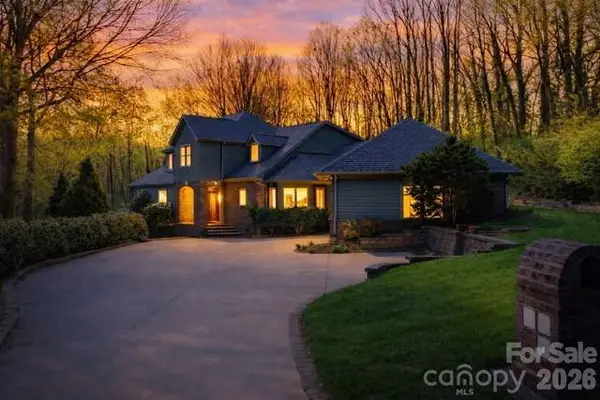 421 18th Avenue Lane Nw, Hickory, NC 28601