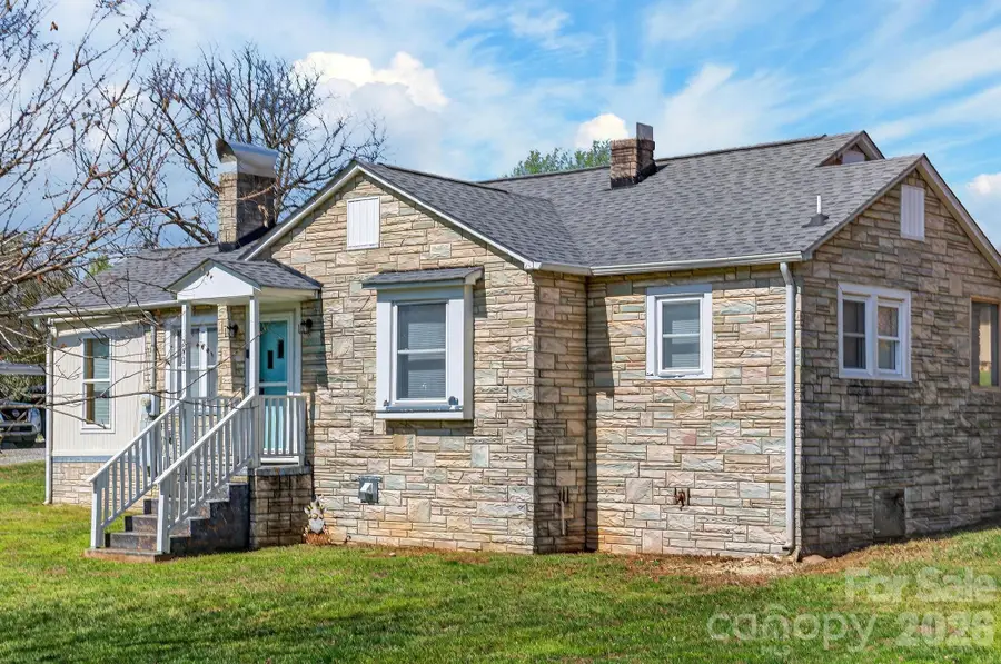 2501 Us 70 Highway E, Morganton, NC 28655 - #2