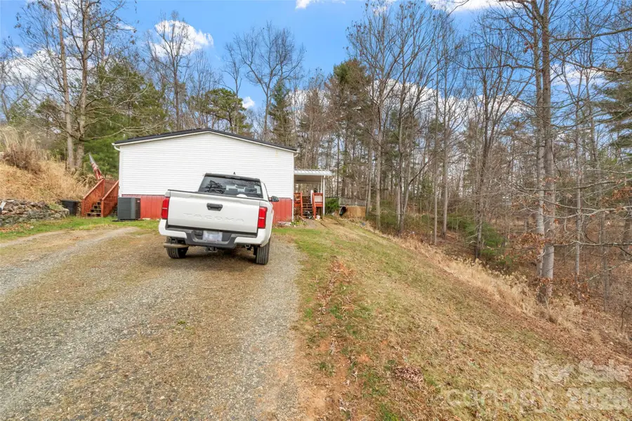 401 Azalea Circle, Marshall, NC 28753 - #3