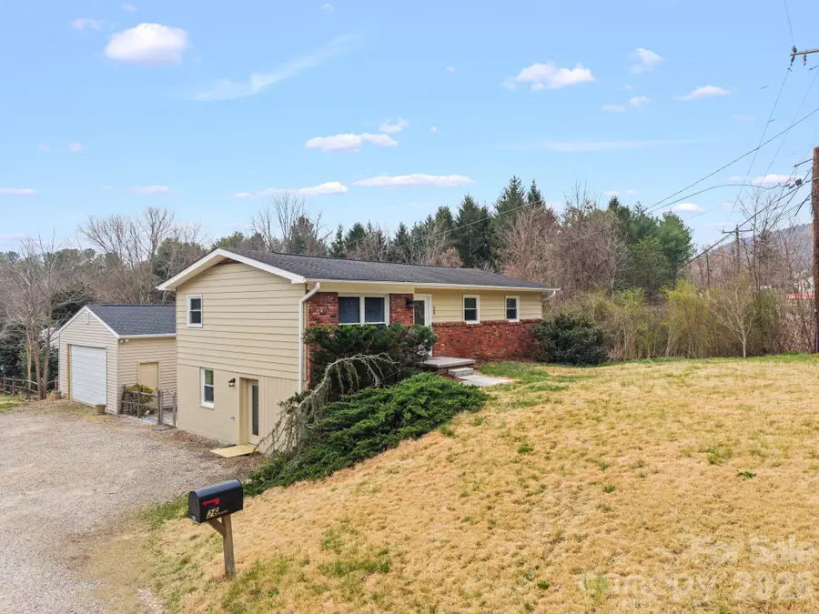 26 Cedar Hill Road, Asheville, NC 28806 - #2