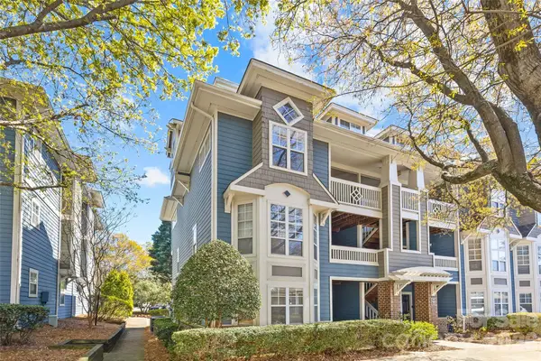 501 Olmsted Park Place #E, Charlotte, NC 28203