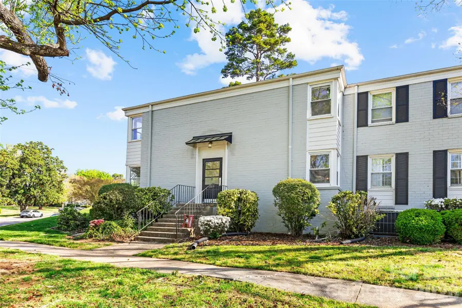 220 Wakefield Drive, Charlotte, NC 28209 - #2