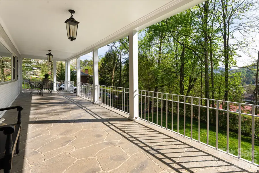 114 Cambridge Road, Asheville, NC 28804 - #2