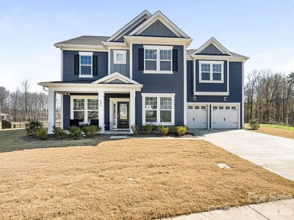 584 Downshire Road Nw, Concord, NC 28027