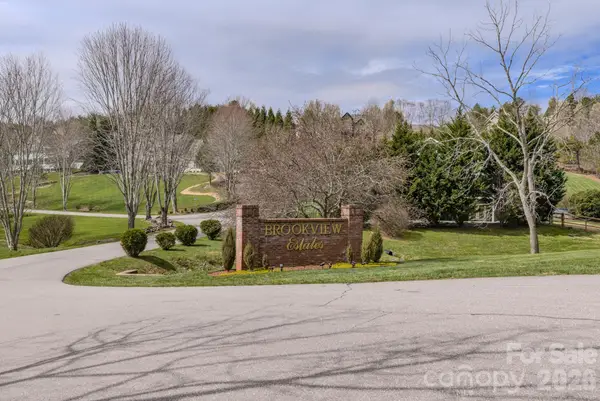 29 Sage Drive, Weaverville, NC 28787