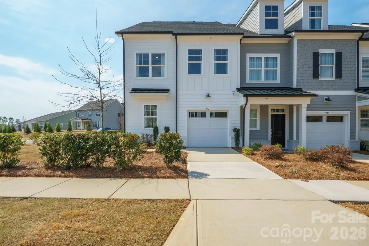 9721 Munsing Drive, Charlotte, NC 28269 - #1
