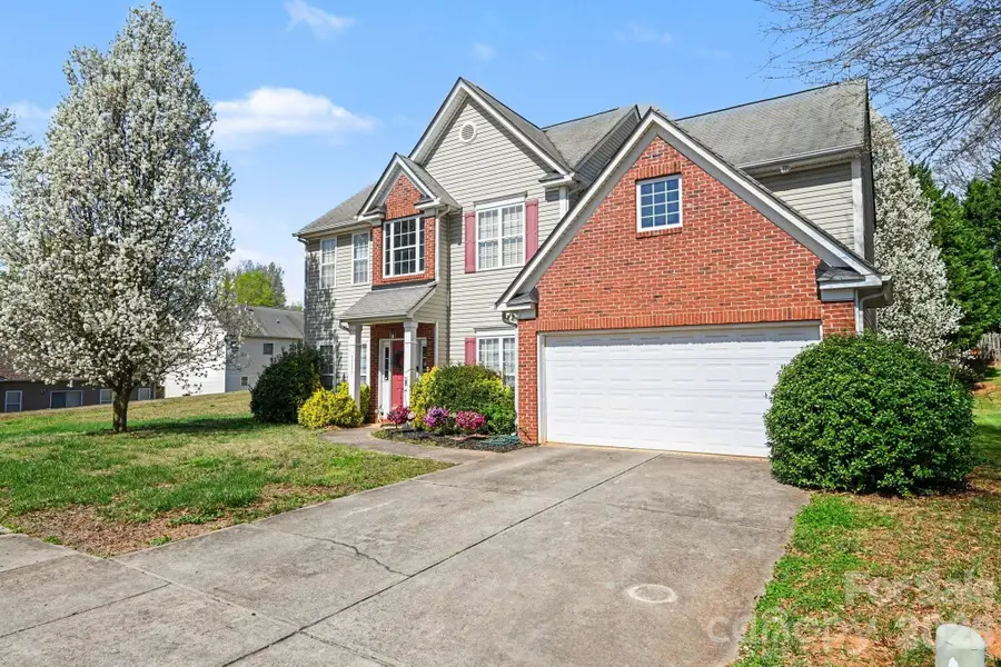 1133 Oakdale Woods Drive, Charlotte, NC 28216 - #2
