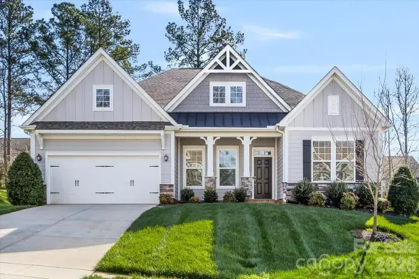 10071 Fox Trotter Lane, Midland, NC 28107