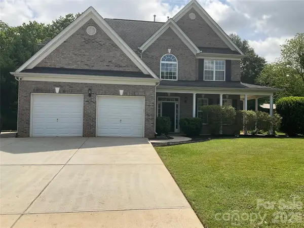 107 Autumn Frost Avenue, Statesville, NC 28677