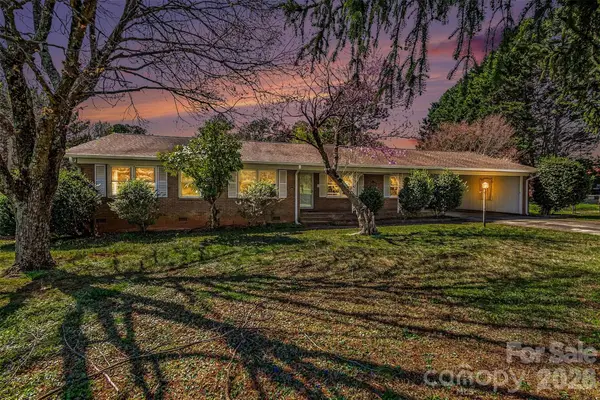 1388 Smith Farm Road, Lincolnton, NC 28092