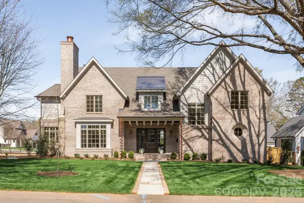 221 N Canterbury Road, Charlotte, NC 28211