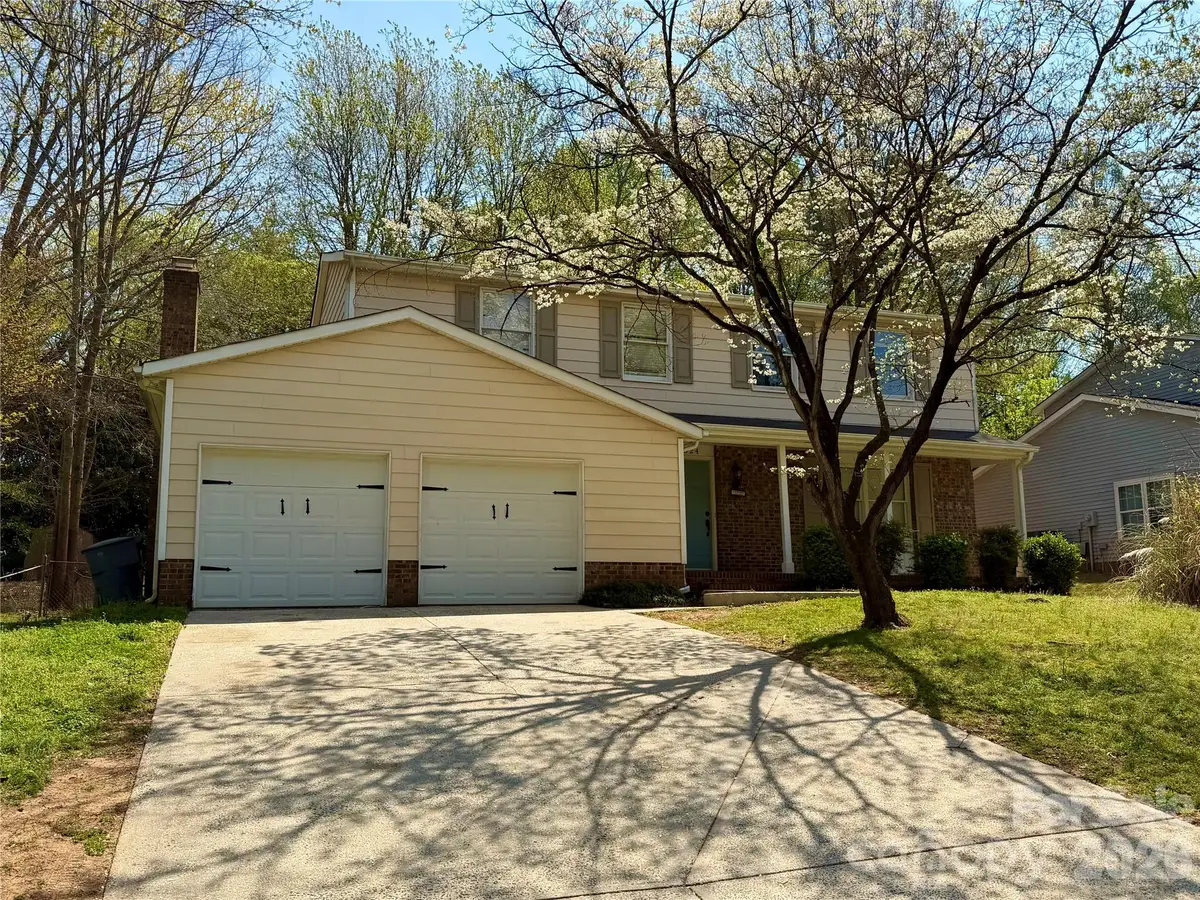 9524 & 9525 Robert Burns Court, Charlotte, NC 28213 - #1