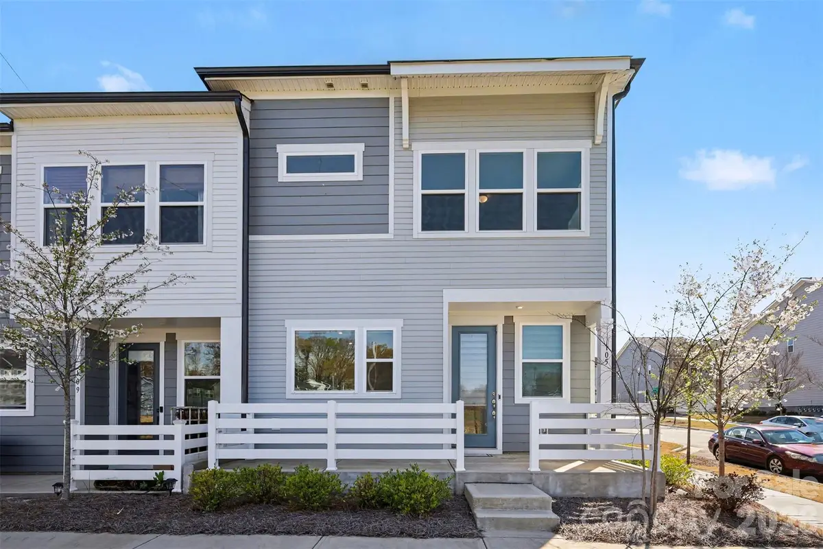 105 Renny Alley, Charlotte, NC 28217 - #1
