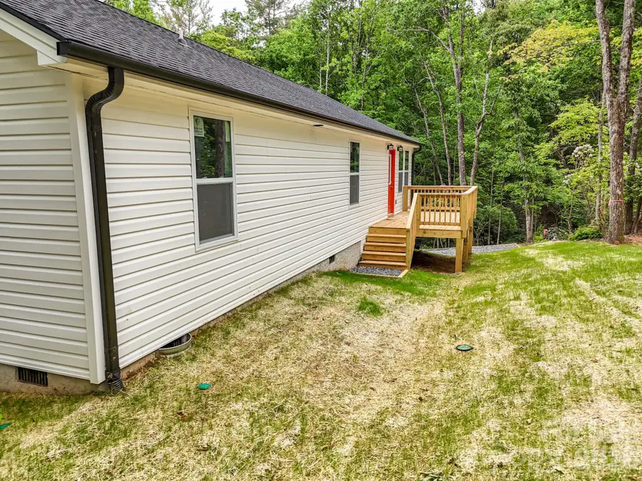 2506 Turnpike Road, Horse Shoe, NC 28742 - #3