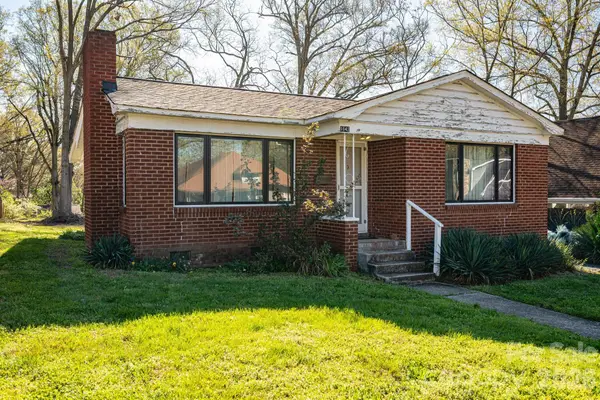 1642 Hawthorne Lane, Charlotte, NC 28205