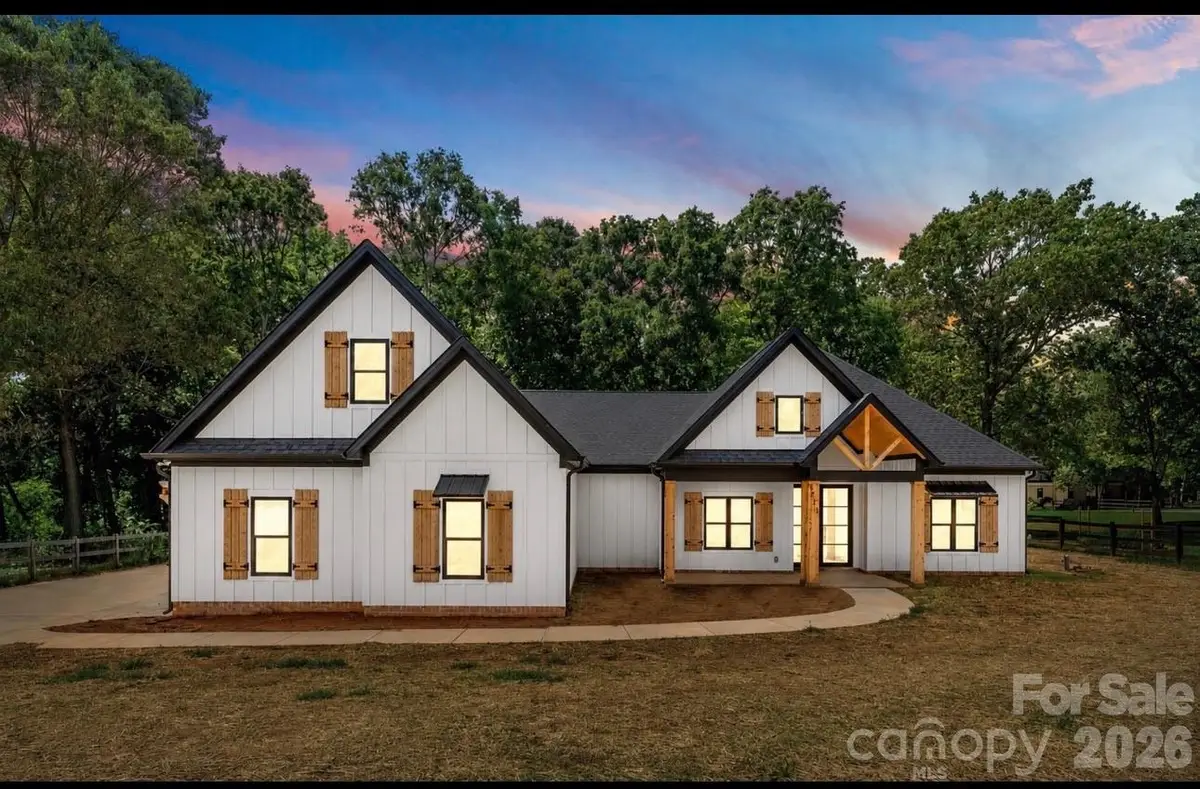 10013 Mini Ranch Road, Waxhaw, NC 28173 - #1