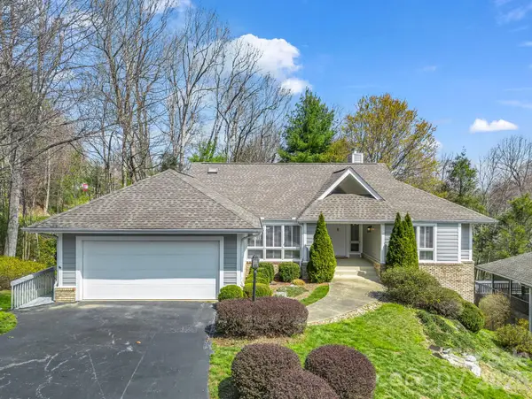 111 Broadmoor Drive, Flat Rock, NC 28731