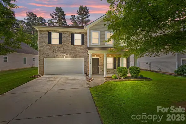 6614 Bluegill Road, Charlotte, NC 28216